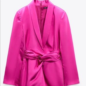 Silk collared blazer dress! It’s mid thigh and had a great fit!